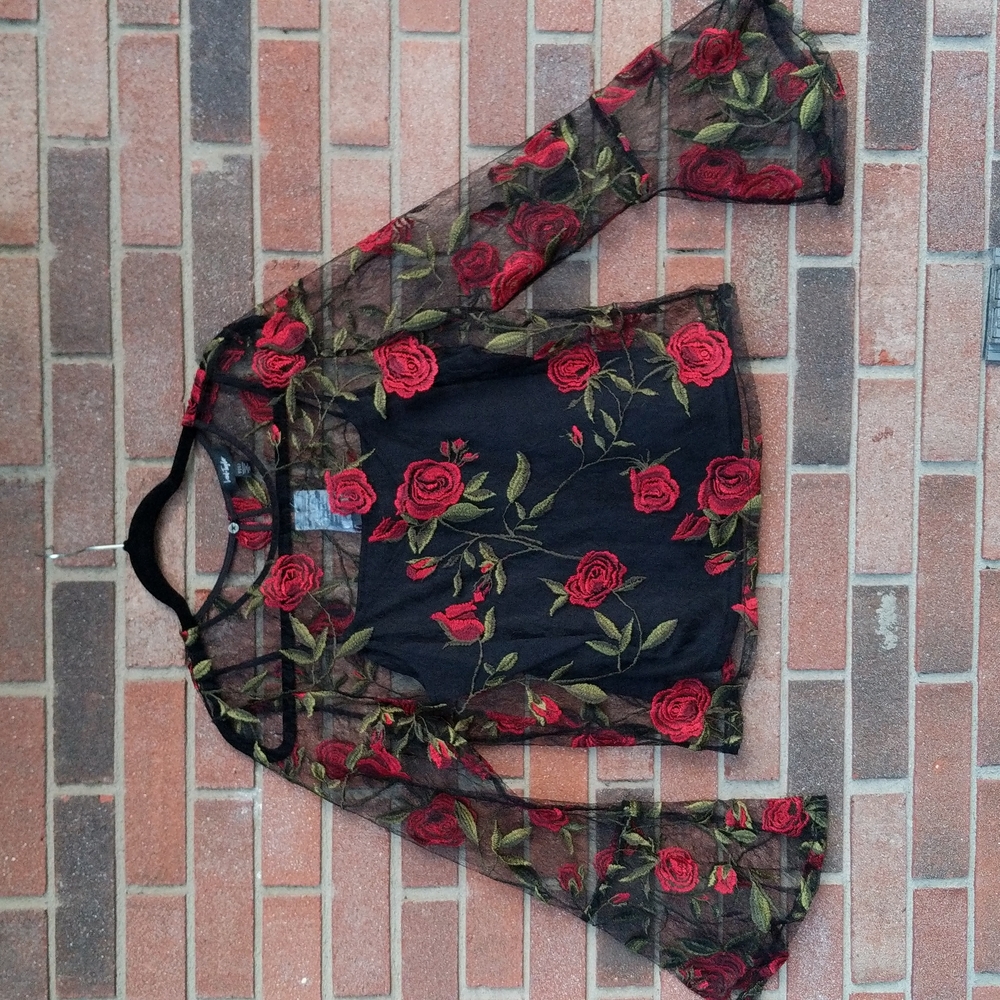 Lord and Taylor Top Size Medium - Picture 4 of 13